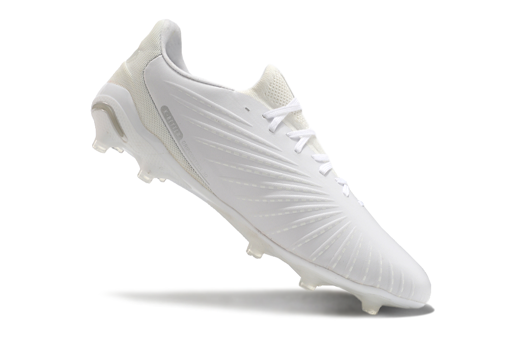 PUMA King Ultimate FG/AG "White"