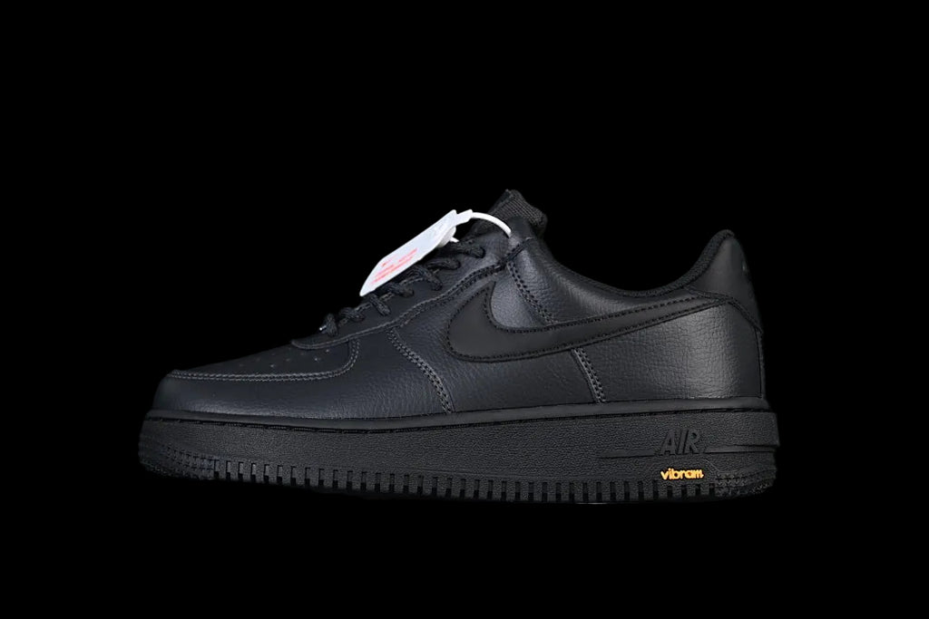 Air Force 1 Black Vibram – Premier