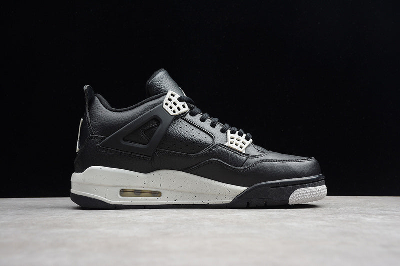 Air Jordan 4 Retro  LS "Black Oreo"