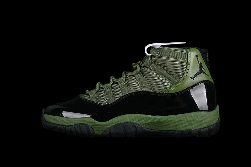 Air Jordan 11 Retro "Green"