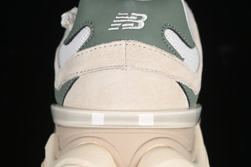 NB 9060  "Beige/Green"