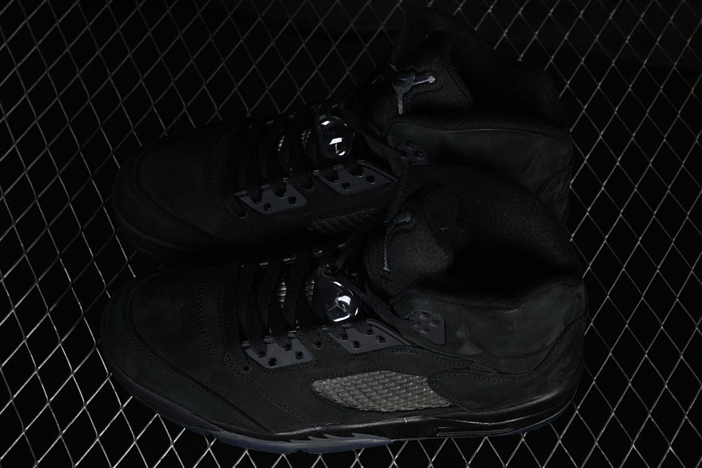 Air Jordan 5 Retro "Black Cat"