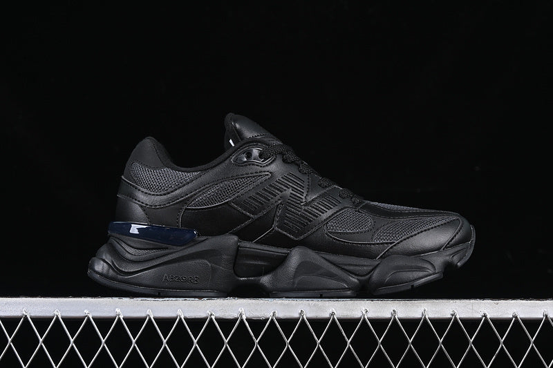 NB 9060 "Black Cat"