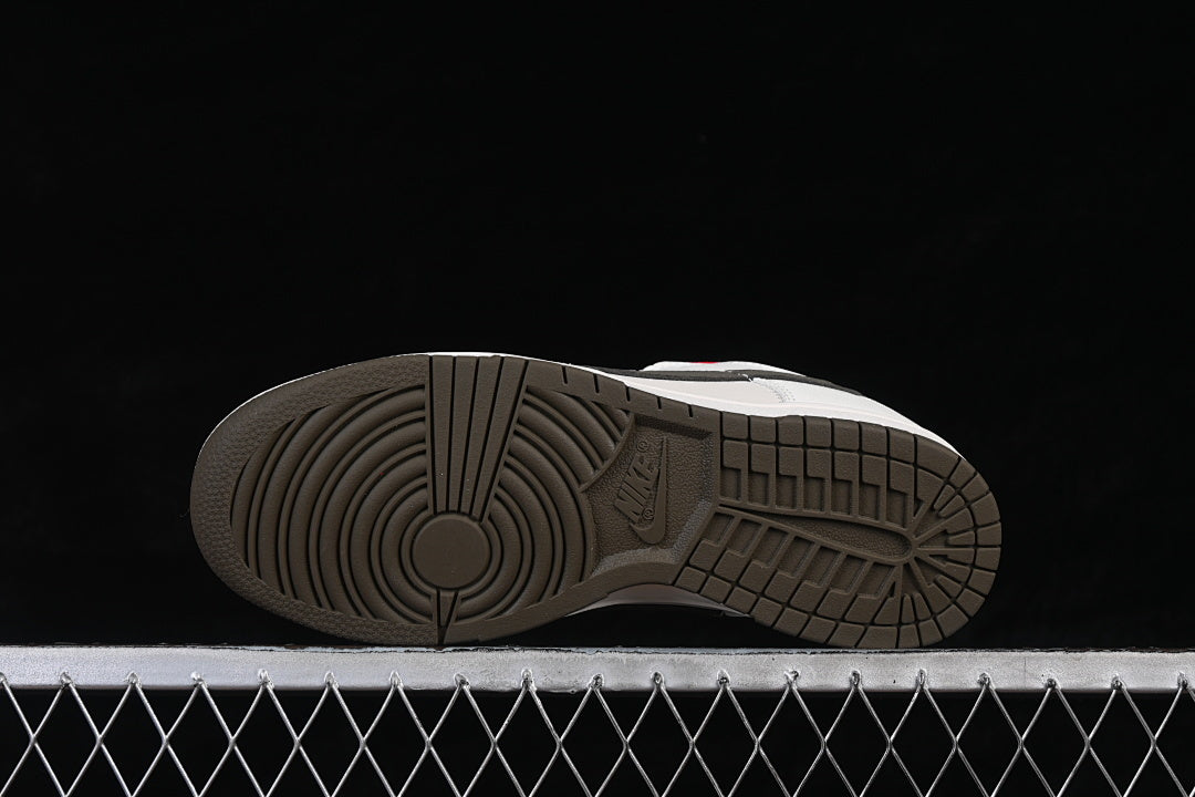 Nike SB Dunk Low "Year of the Dragon"