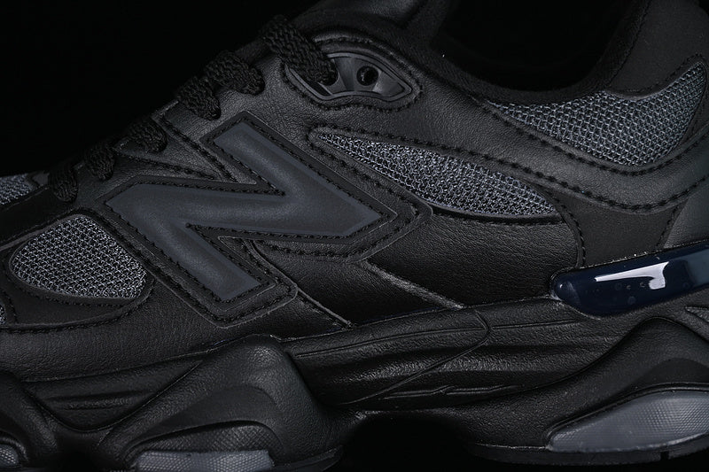 NB 9060 "Black Cat"
